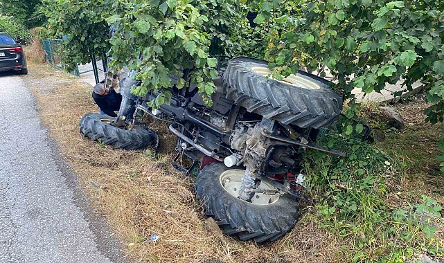 Alaplı'da traktör devrildi