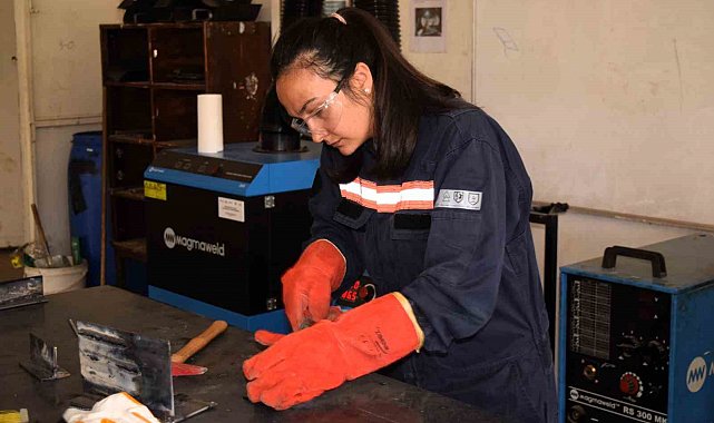 Aliağa'da "Aranan Personel Yetişiyor" programıyla sektöre nitelikli iş gücü kazandırılıyor