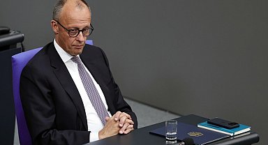 Almanya Başbakanı Merz: "İsrail'in Gazze'de neyi hedeflediğini hala sorguluyorum"