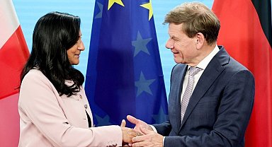 Almanya'dan İran'a çağrı: "Uluslararası Atom Enerjisi Ajansı ile işbirliğini askıya alma adımından vazgeç"