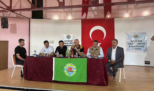 Altıntaş'ta çiftçilerin karşılaştığı sorunlar ve çözüm önerileri masaya yatırıldı