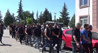 Amasya ve Ankara'da uyuşturucu şebekelerine operasyon: 13 tutuklama