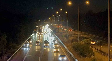 Anadolu Otoyolu Düzce geçişinde akıcı yoğunluk devam ediyor