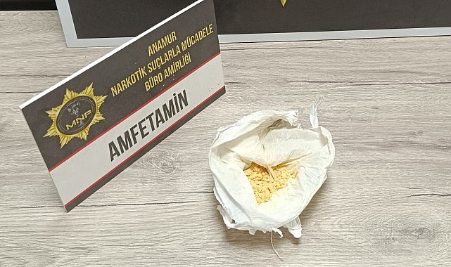 Anamur'da uyuşturucu satıcısı yakalanıp tutuklandı