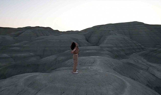 Ankara'da 10 milyon yıllık doğal oluşum: "Gökkuşağı Tepeleri"