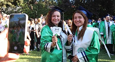 Anne-kız aynı anda mezun oldu, şimdi klinik açacaklar