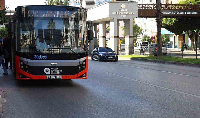 Antalya Büyükşehir Belediyesi'nden YKS için ücretsiz ulaşım kararı