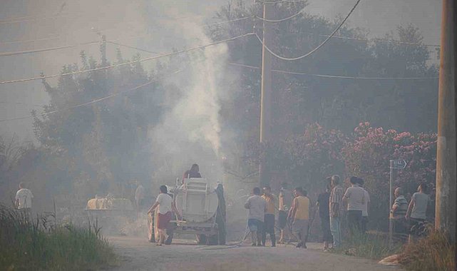 Antalya'da iki noktada çıkan orman yangını kontrol altına alındı