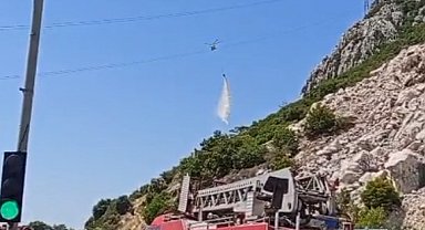 Antalya'da ormanlık alanda çıkan yangın kontrol altına alındı