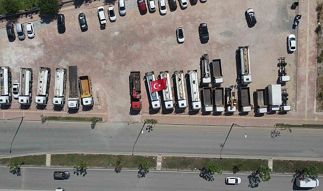 Antalya'da sahte belgelerle tescil edilen 22 araç muhafaza altına alındı