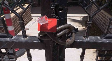 Antalya'da yangın güvenliği sebebiyle ruhsatları askıya alınan tesislerden biri mühürlendi