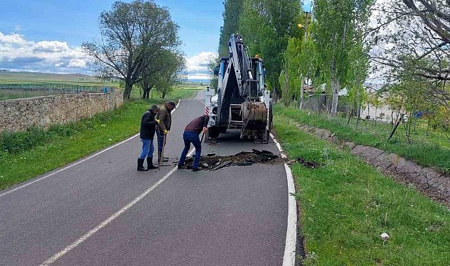 Arpaçay'da tahrip edilen su şebekesi onarıldı