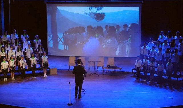 Atakum Bilim ve Sanat Merkezi Çocuk ve Gençlik Korosu'ndan "Doğa Temalı" şarkılar