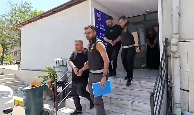 Avcılar'da 2 kişinin yaralandığı silahlı kavgada 3 şüpheli adliyeye sevk edildi