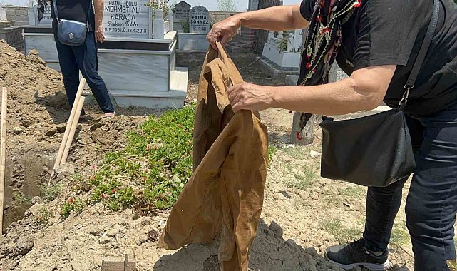 Baba ve kızları yan yana defnedildi