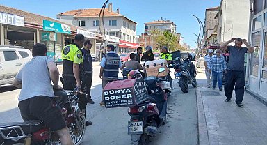 Bafra'da motosiklet denetimi: Kasksız ve ehliyetsiz sürücülere ceza