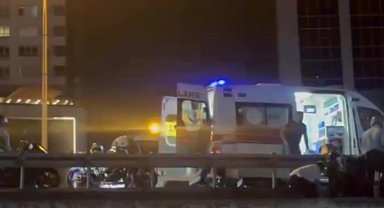 Bahçelievler'de motosiklet ile otomobil çarpıştı: 1 ağır yaralı