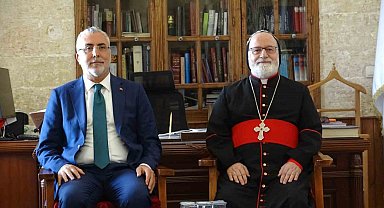 Bakan Işıkhan, Mardin'de din temsilcileri ile bir araya geldi