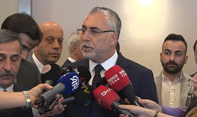 Bakan Işıkhan: " Bu hafta içerisinde de ikinci teklifimizi TÜHİS aracılığıyla yine işçi sendikalarımıza ileteceğiz"