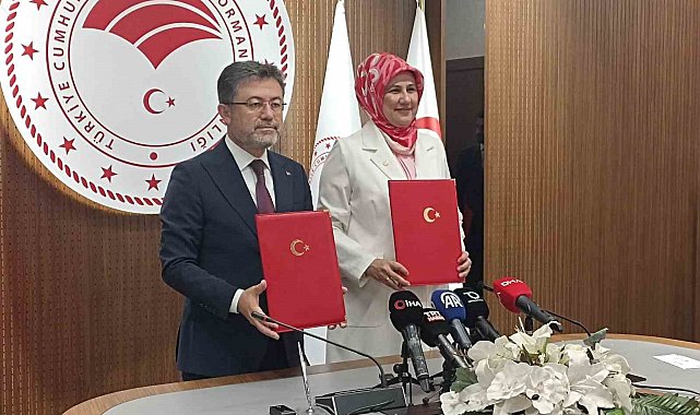 Bakan Yumaklı: "Bir ünite kan bağışı yapan tüm gönüllüler adına 3 fidan dikerek geleceğe eser bırakmasını sağlayacağız"