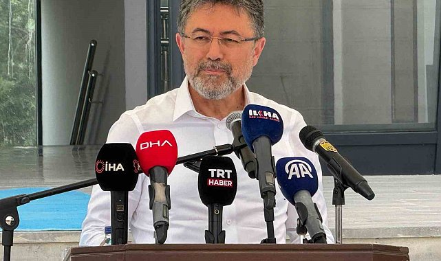 Bakan Yumaklı: "Şu anda Türkiye genelinde hasatta yüzde 5 seviyesine ulaşıldı"