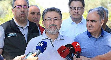 Bakan Yumaklı: "Yangınların 6'sı halen aktif, Akhisar'da tek noktaya yoğunlaştık"