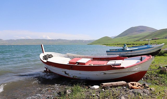Balık Gölü Doğal Güzelliğiyle İlgi Çekiyor