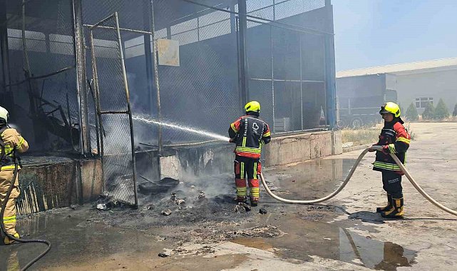 Balıkesir toptancı sebze halinde korkutan yangın
