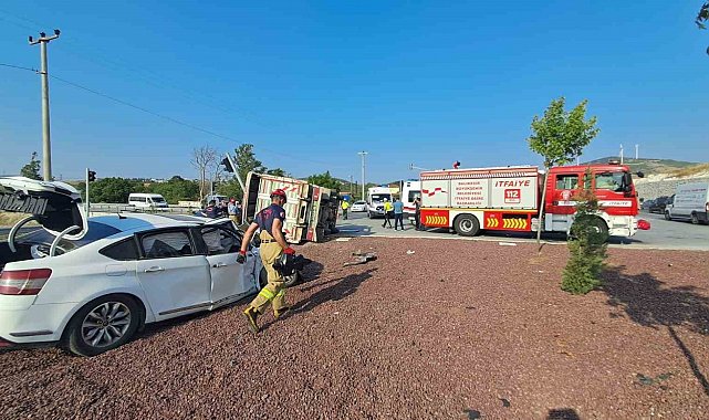Balıkesir'de kamyon ile otomobil çarpıştı: 1 ölü, 1 yaralı