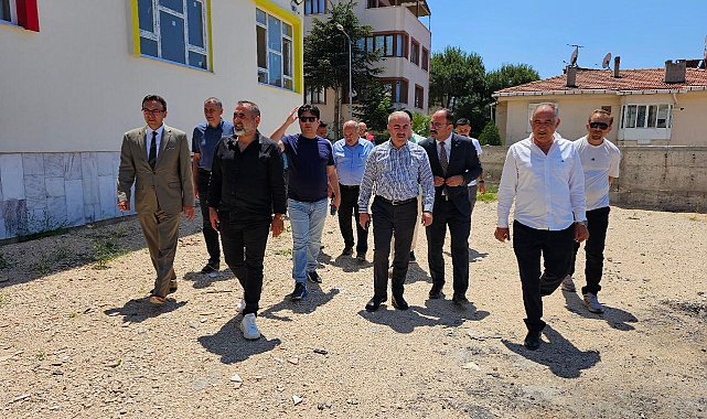 Balıkesir'de okul inşaatları yerinde incelendi