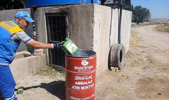 Bandırma kırsalında zirai atıklarla mücadele başladı
