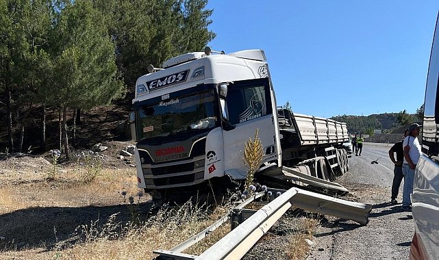 Bariyere çarpan tır sürücüsü yaralandı
