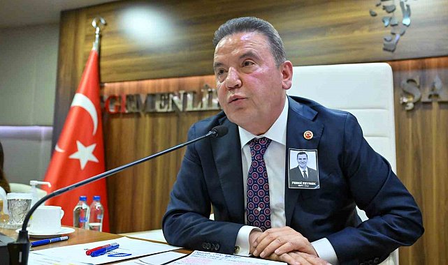 Başkan Böcek : "2025 yılı yatırım programına ek olarak 4. Etap Raylı Sistem Projesi alınırsa seviniriz"