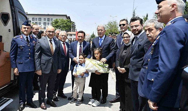 Başkan Büyükkılıç'tan anlamlı 'bayram' ziyaretleri