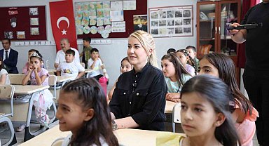 Başkan Doğan miniklerin karne gününde yalnız bırakmadı