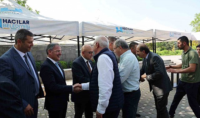 Başkan Özdoğan: "Kurban Bayramı, birlik ve beraberliğimizin en güzel vesilesidir"