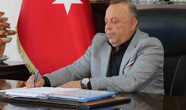 Başkan Özel'den öğrencilere karne hediyesi