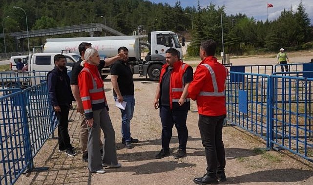 Başkan Subaşı kurban satış alanını inceledi