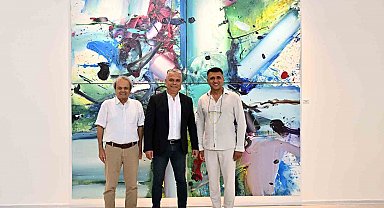 Başkan Ümit Uysal: "Sanattan vazgeçmiyoruz"