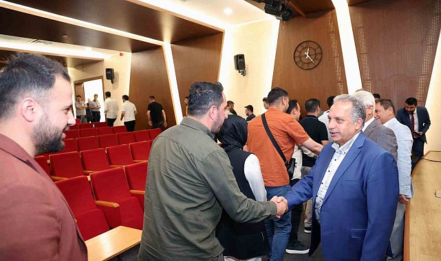 Başkan Yalçın personelle bayramlaştı