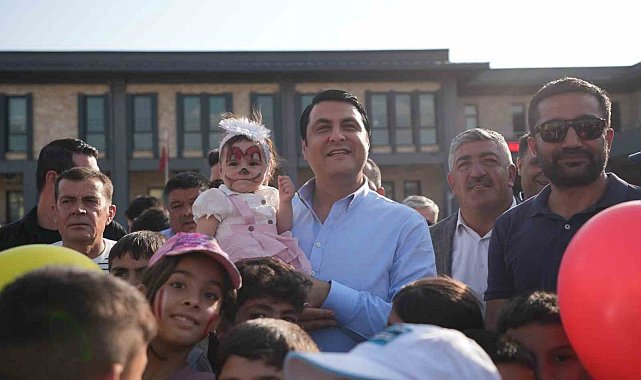 Başkan Yılmaz'a Kuzeyşehir'de sevgi seli