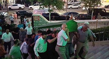 Batman'da trafik kazasında hayatını kaybedenlerden müze müdürü ve araç sürücüsü defnedildi