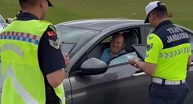 Bayburt'ta bayram tedbirleri kapsamında yol güvenlikleri alındı