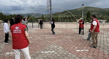 Bayburt'ta lise öğrencilerine yönelik yıl sonu şenliği düzenlendi
