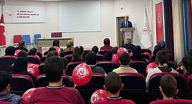Bayburt'ta öğrencilere sosyal hizmetler tanıtıldı