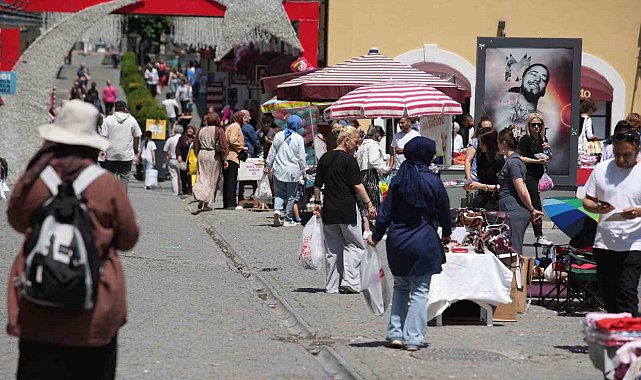 Bayram bereketi çarşıya yansıdı: Samsun'da alışveriş yoğunluğu