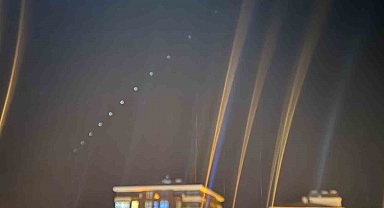 Besni semalarında starlink uyduları görüntülendi