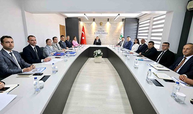 Bilecik Valisi Sözer, İl Özel İdaresi çalışmalarını inceledi