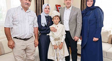 Bilecik Valisi Sözer, kazada hayatını kaybeden bekçi Kemal Badalov'un oğlunun sünnet düğününe katıldı