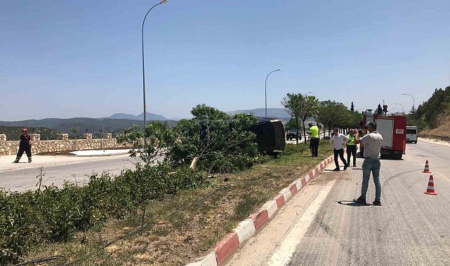 Bilecik'te meydana gelen trafik kazasında 3'ü çocuk 5 kişi yaralandı
